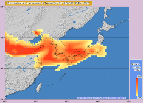 A map of Japan showing the dust cloud covering most of the country.
