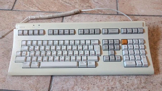 digital LK402 keyboard