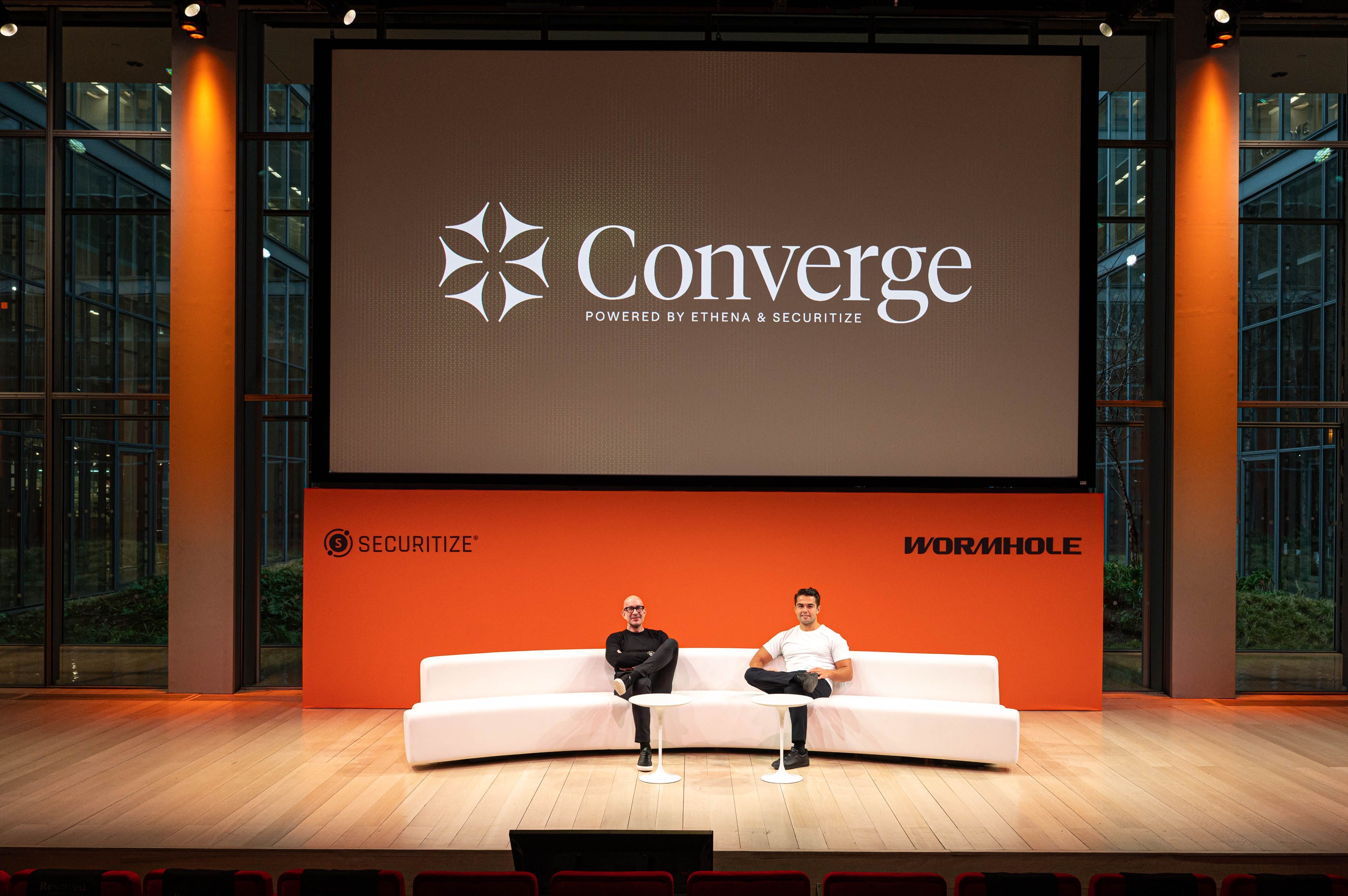 Securitize CEO Carlos Domingo (left) and Ethena founder Guy Young (Securitize) 